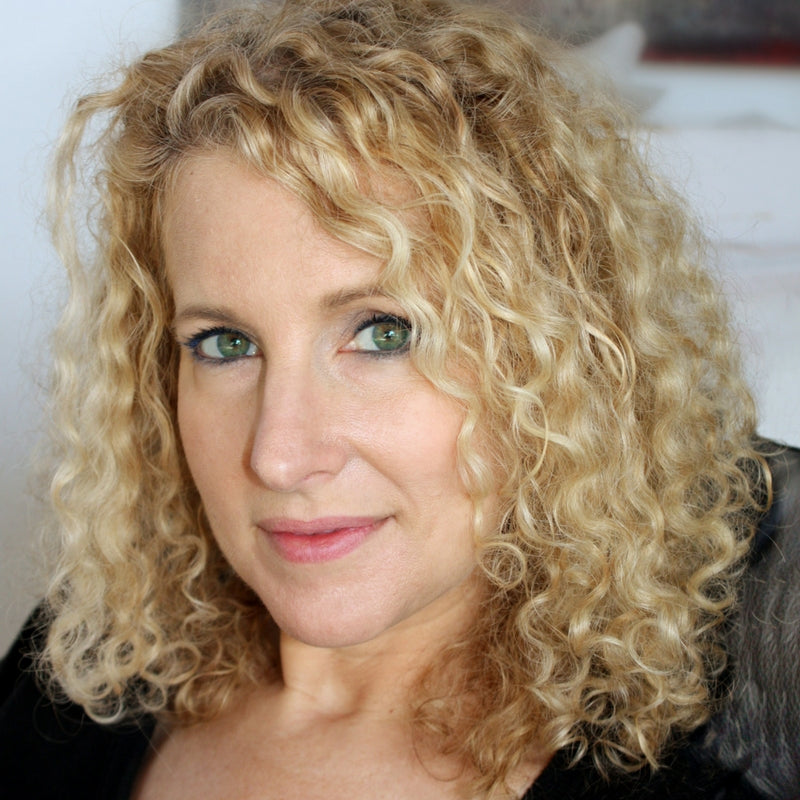 Under The Umbrella With Lisa Selwitz of Lily-Lark Sun Parasols